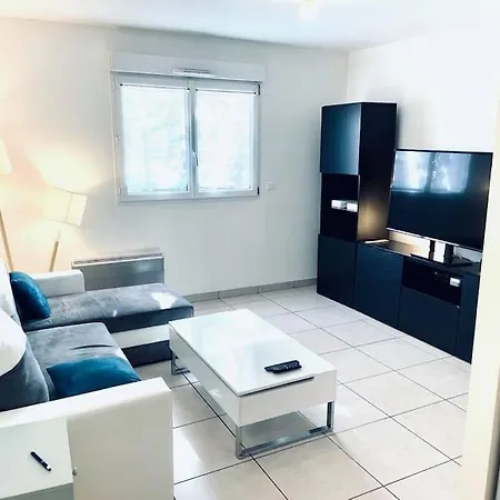 Charmant F2 Proche Orly/ Massy/ Paris Avec Parking Longjumeau Exterior photo