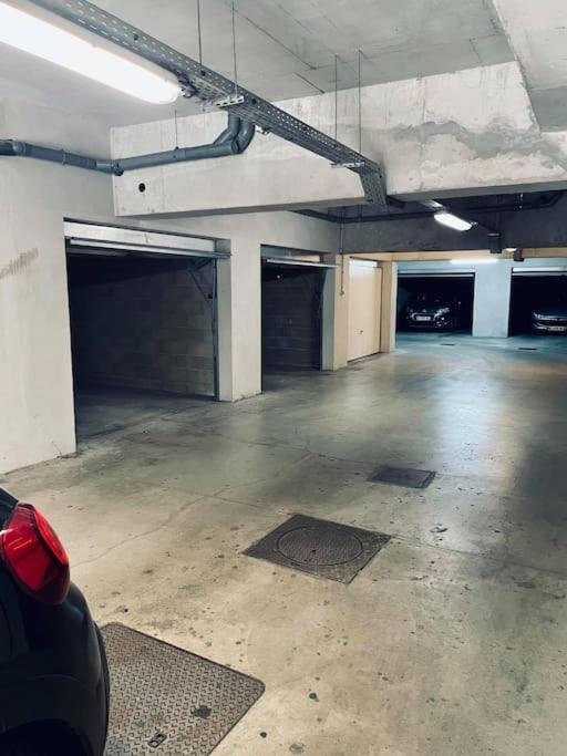 Appartement F2 Proche Orly/ Massy/ Paris Avec Parking *